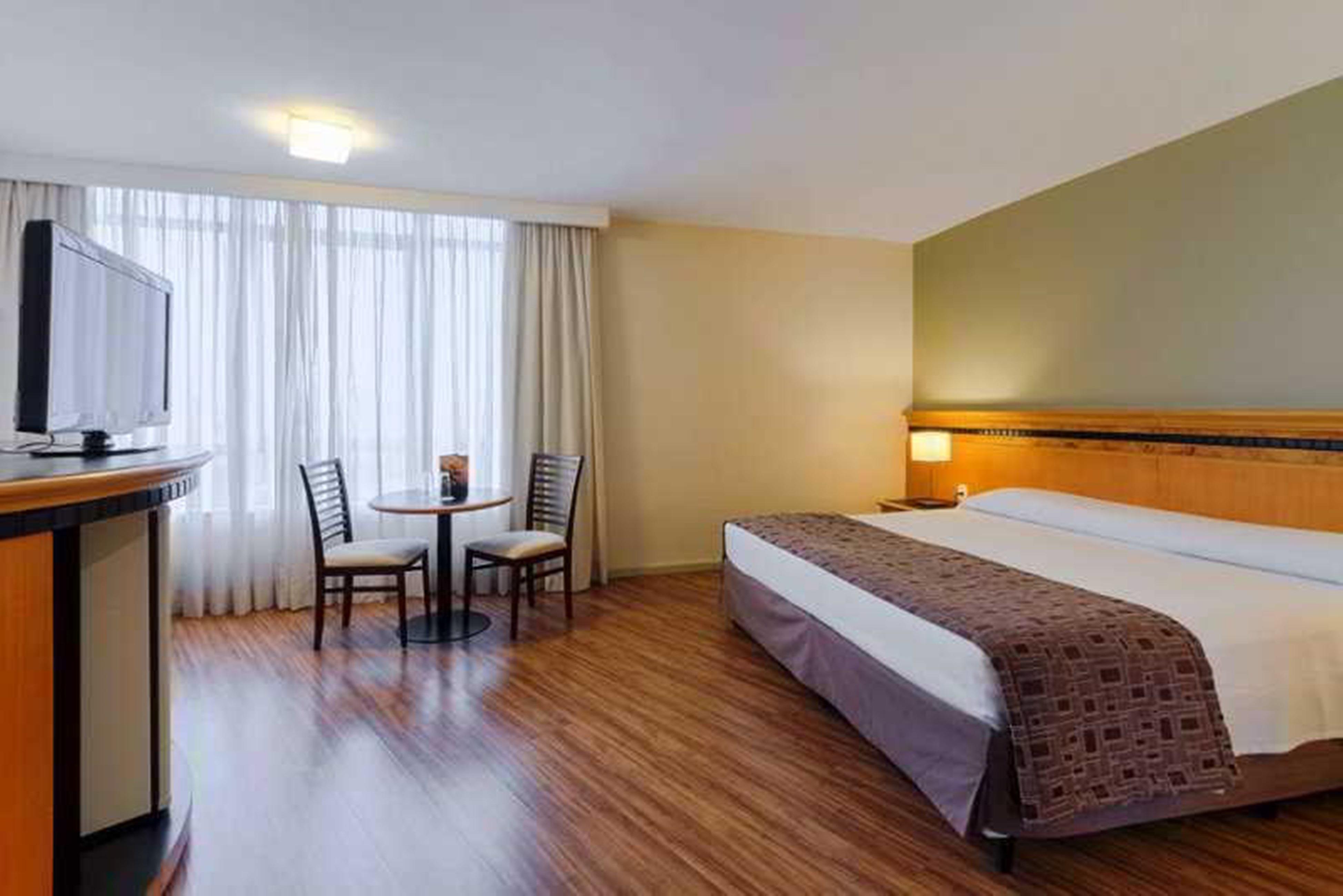 فندق ‪‪Golden Tulip Internacional Foz‬‬  فوز دو إيغواسو المظهر الخارجي الصورة
