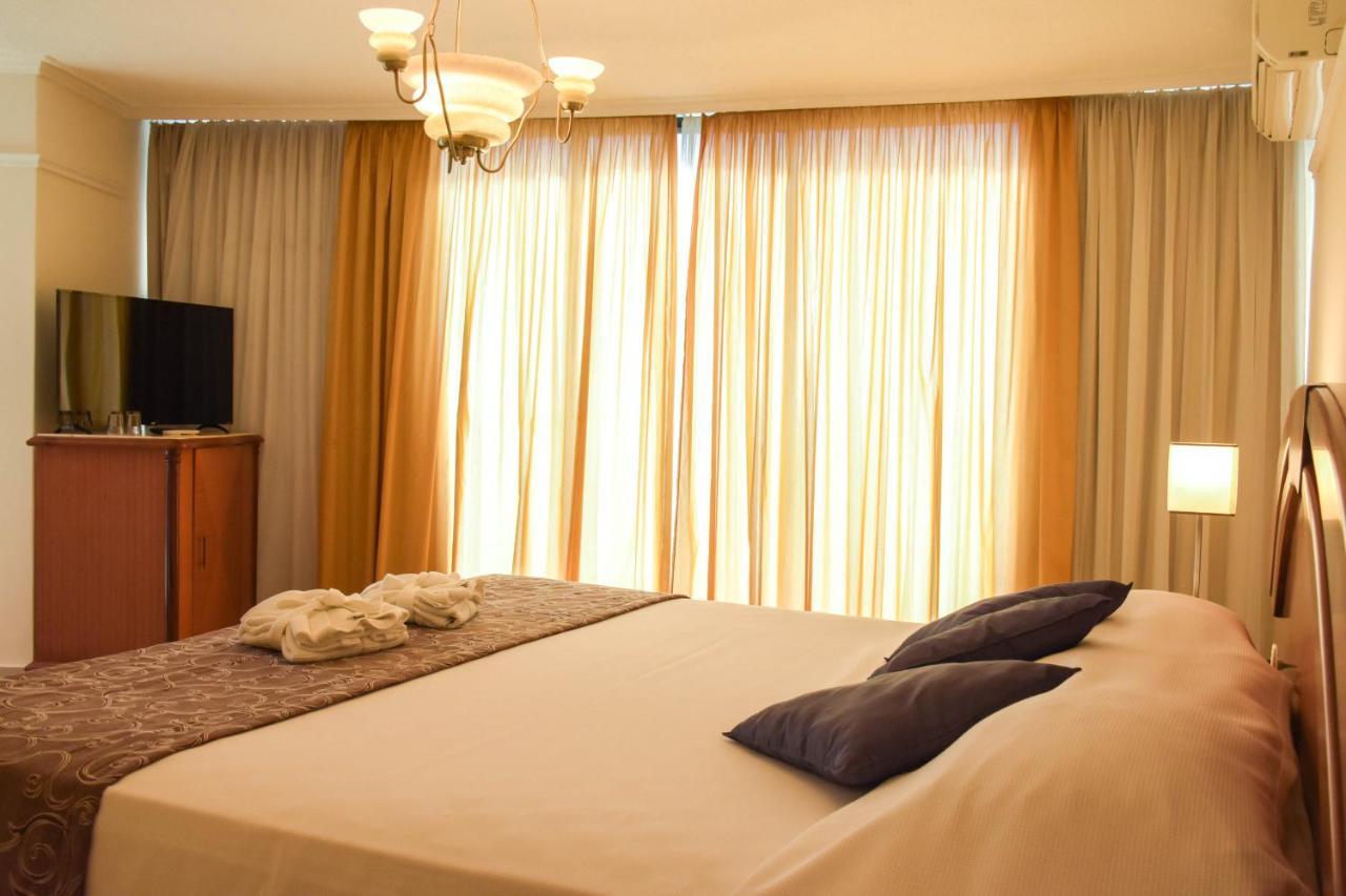 فندق ‪‪Golden Tulip Internacional Foz‬‬  فوز دو إيغواسو المظهر الخارجي الصورة